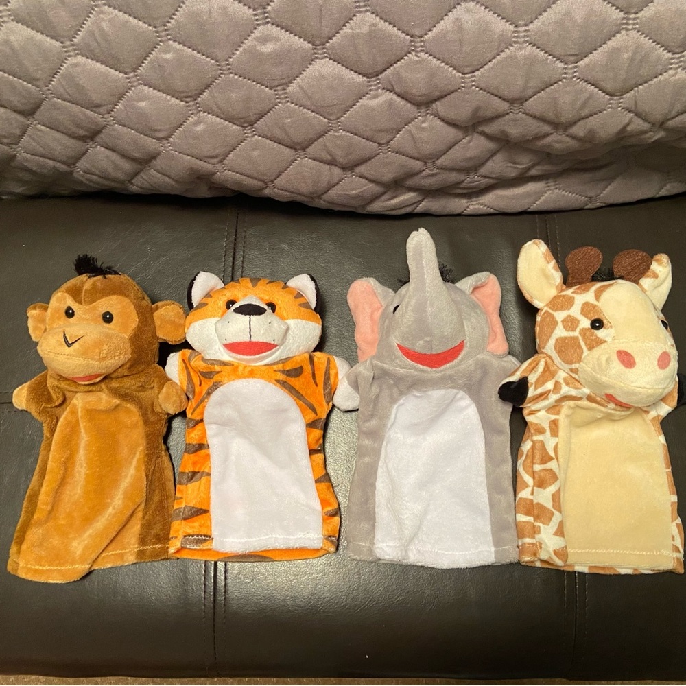 MELISSA AND DOUG Puppets